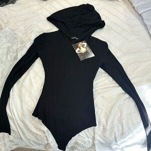 NWT Black Long Sleeve with Hood Bodysuit Size Small